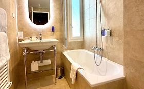 Le Pergolese Paris Champs Elysees